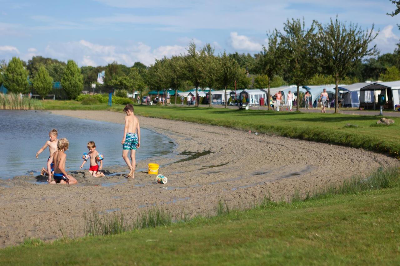 Pm Dennendijk Mobile Home Water Asten Luaran gambar